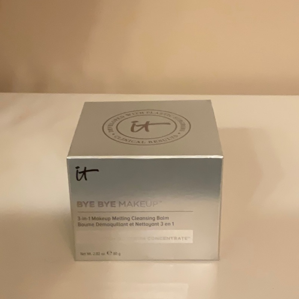 It cosmetics brand new in box Bye Bye Makeup Cleansing Balm.